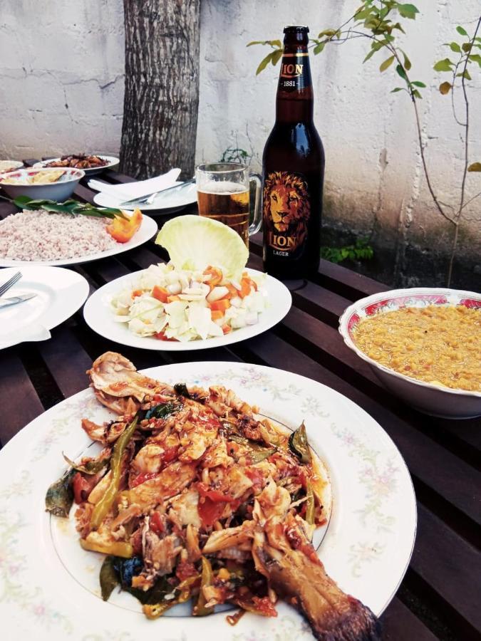 Menaka Homestay Tangalle Kültér fotó