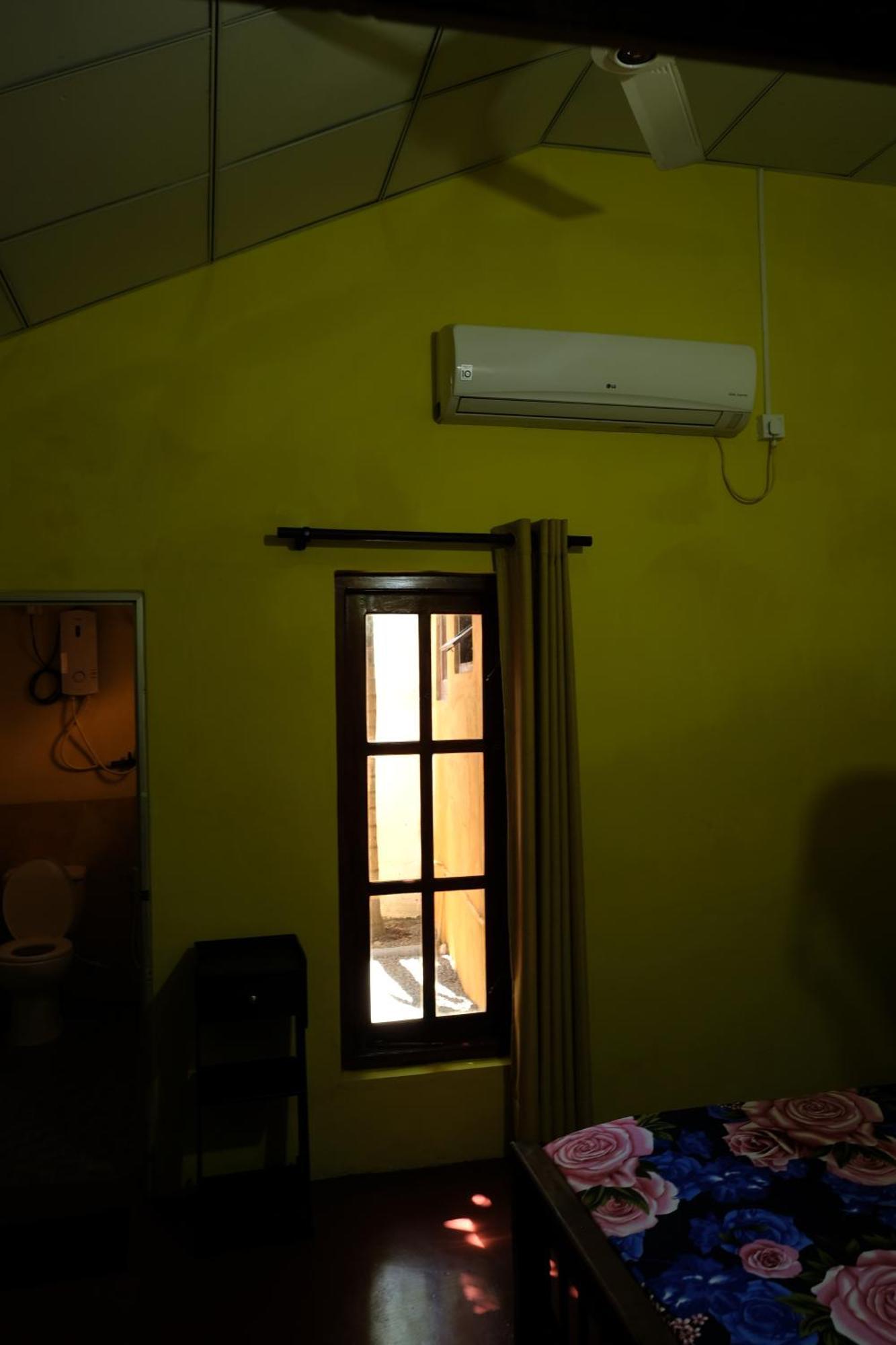 Menaka Homestay Tangalle Kültér fotó